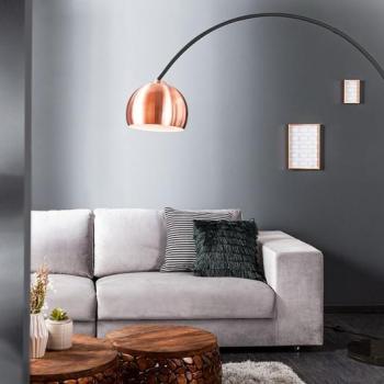 Estila Art-deco moderná stojaca lampa Gavin do obývačky s medeným tienidlom a čiernou kovovou konštrukciou 170-210cm obrázok
