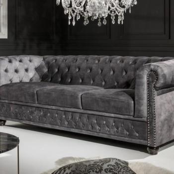 Estila Chesterfield luxusná zamatová trojsedačka Lobella v sivej farbe 205cm obrázok
