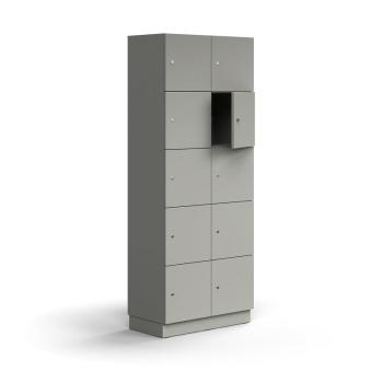 Priehradková skrinka QBUS, 10 priehradiek, so soklom, 2020x800x420 mm, svetlošedá obrázok