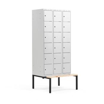 Šatňová skrinka CLASSIC, s lavičkou, 3 sekcie, 18 priehradiek, 2120x900x550 mm, šedá obrázok