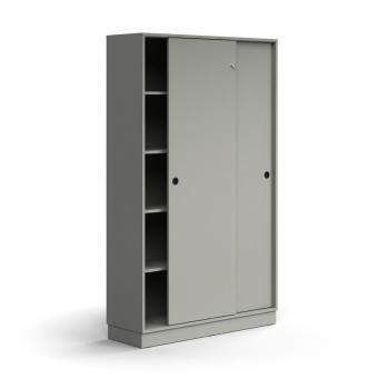 Skriňa s posuvnými dverami QBUS, 4 police, so soklom, s madlom, 2020x1200x400 mm, svetlošedá obrázok