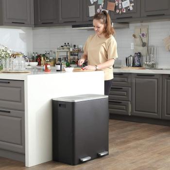 SONGMICS Odpadkový kôš na triedený odpad 2 x 30 L čierny obrázok